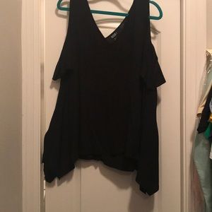 Cold shoulder black top